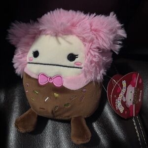 BNWT chocolate dipped Brina the bigfoot 5” bowtie pink cute valentines